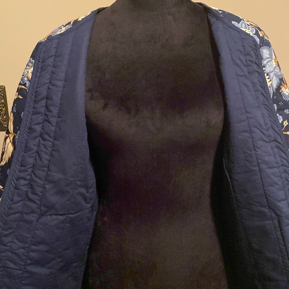 Jacket - Picture 3 of 5